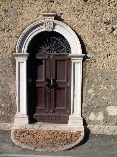 Portali e chiavi di volta